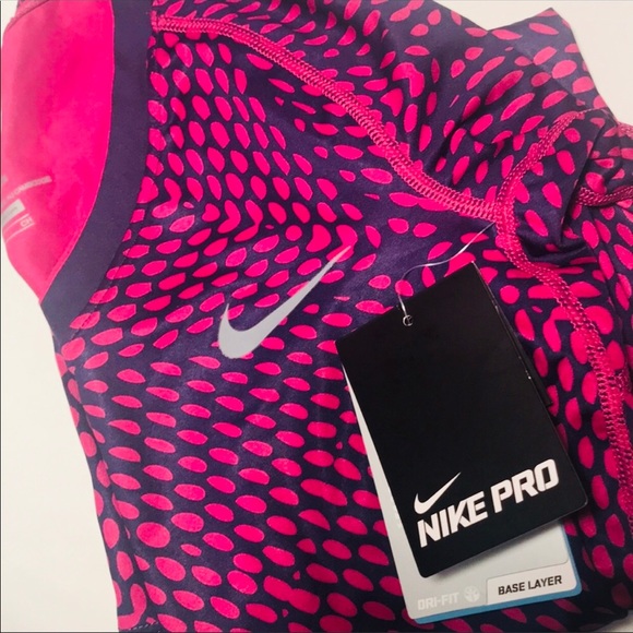 Nike Sweaters - 🎊HOST PICK 🎊NWT Nike Pro Dri-Fit ✔️